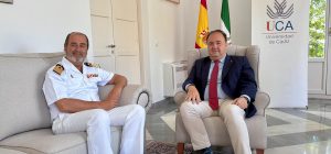El rector se reúne con el comandante del Instituto Hidrográfico en su visita de despedida